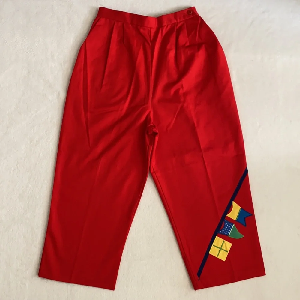 {VTG} The Frog Pond | 80s Embroidered Flags High Waisted Pleated Capri Pants Red - Picture 16 of 16